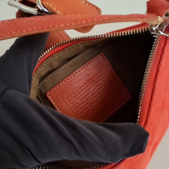 Coach Red Signature Purse - Picture 4 of 16